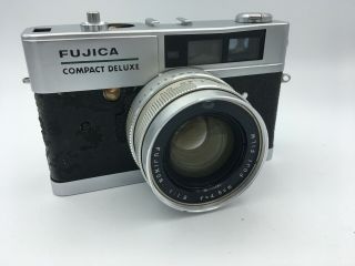 Fujica Compact Deluxe 35mm Rangefinder,  45mm F/1.  8 Fujinon Lens -