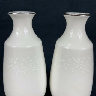 Lorelei By Noritake Salt & Pepper Shaker Set Ivory 7541 Vintage Fine China White