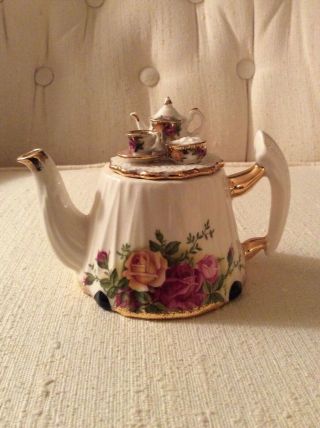Vintage Royal Albert Old Country Roses Miniature Tea Pot - Afternoon Tea