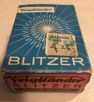 Vintage Voigtlander Blitzer Camera Flash Unit W/box 92/065,  W.  Germany
