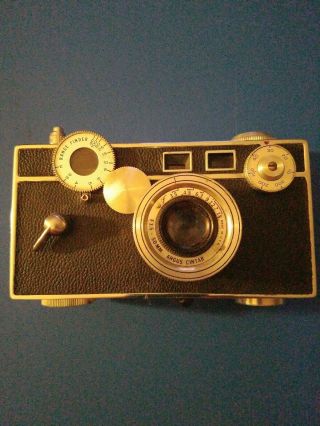 Vintage Argus C3 35mm Camera With F/3.  5 50mm Cintar Lens Parts/ Repair