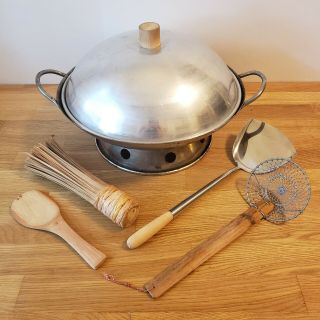 Vintage Wok Set 14 " Wok With Lid,  Ring,  Rack,  And Bamboo Accessories