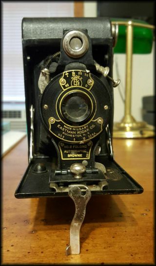 Eastman Kodak No.  2 Folding Autographic Brownie Camera With Case