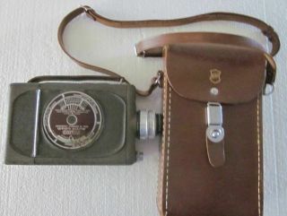 Vintage Bell & Howell 16 Mm Filmo Auto Load Movie Camera With Case