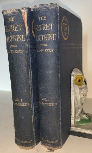 THE SECRET DOCTRINE,  H P BLAVATSKY,  1888,  FIRST EDITION,  2 VOLUME SET,  THEOSOPHY 3