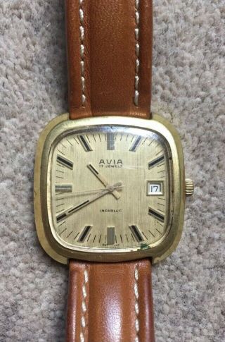 Vintage Avia 17 Jewels Incabloc Mechanical Wrist Watch