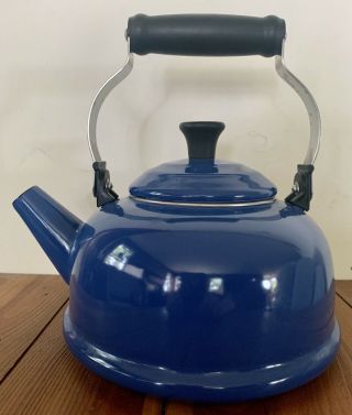 Le Creuset 1.  7L Blue Classic Tea/Water Kettle Teapot Vintage Patent Pending EUC 3