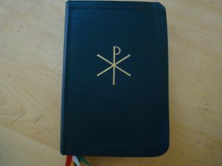 Roman Breviary Complete In One Volume Leather Benziger Brothers 1964