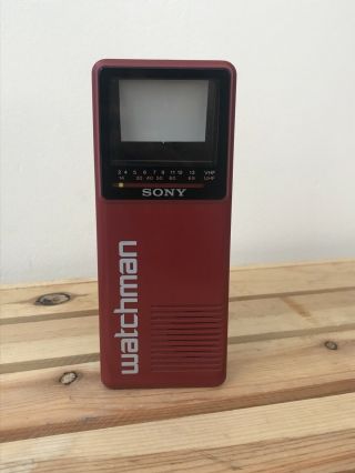 Vintage Japan Red 1986 Sony Watchman Fda - 10a Uhf Vhf Red Tv Serial 100921