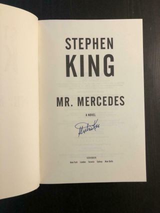 Stephen King Signed Autograph " Mr.  Mercedes " Book,  Novel - 1st/1st First Edition