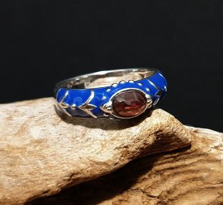 Vintage 925 Solid Sterling Silver Blue Enamel And Faceted Garnet Solitaire Ring