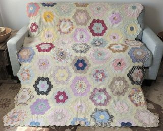 Vintage Grandma’s Flower Garden Quilt With Quilt Inside