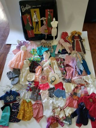 Vintage Mattel 1961 Barbie Doll Ponytail Carrying Case Trunk Full Of Clothes