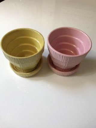 Set Of 2 Vintage Mccoy Usa Planters Yellow/pink