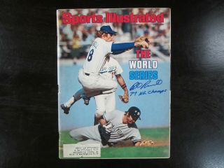 Bill Russell Autograph / Signed Sports Illustrated 10/24/77 Los Angeles Dodgers
