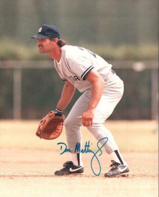 Don Mattingly York Yankees Signed Autographed 8x10 Photo W/