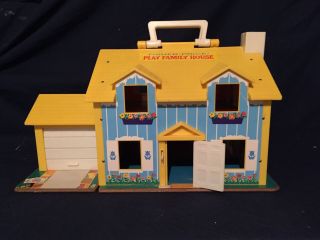 Vtg Fisher Price Little People Play Family House 952 W/ People And Accessories