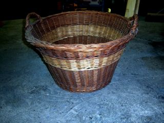 Large Vintage Country Farm House Wicker Rattan Laundry Basket