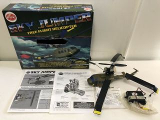 Vintage Cox Sky Jumper Flight Helicopter  W Instructions