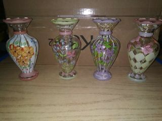 A Vintage 4 Piece Tracy Porter Hand - Painted Glass Bulb Vases 6 And 1/2 In