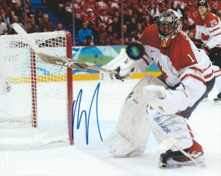 Roberto Luongo Signed 8x10 Photo 2010 Olympics Team Canada Gold Autographed