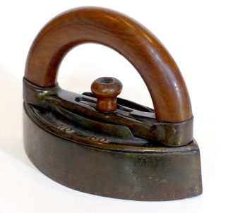 Vintage Antique Flat (sad) Iron W/ Removable Wooden Handle -