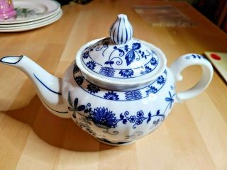 Vintage Seymour Mann China Vienna Woods Pattern Teapot With Lid 6 Cup