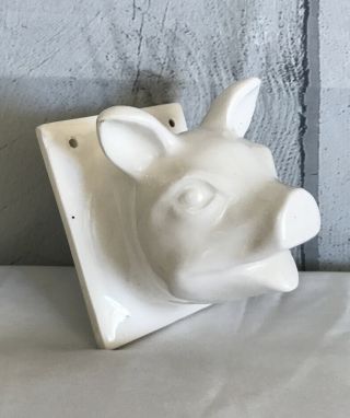 White Pig Head Wall Hanging Towel Holder Vintage Farmhouse Decor Ceramic Hog