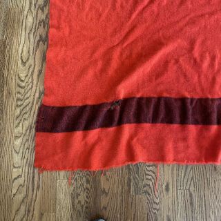 VTG RETRO WOOL RED BLACK STRIPES HEAVY BLANKET CAMP LODGE CABIN 51” x 75” Hudson 3