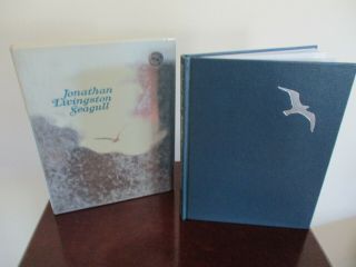 Jonathan Livingston Seagull - Richard Bach - Slipcase - Signed Deluxe Edition 1970 