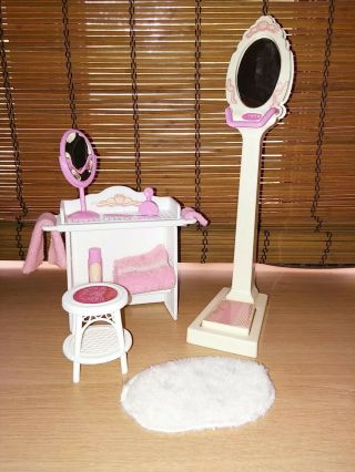 Complete Vintage 1987 Mattel Barbie Sweet Roses Bathroom Accents Furniture Scale