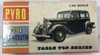 Vintage Pyro 1934 34 Plymouth 4 Door Sedan Model Kit 1:32 Complete Open Box