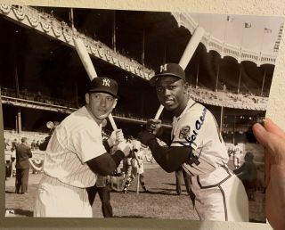 Hank Aaron Authentic Autographed Photo 11x14 With Bigger Than Life