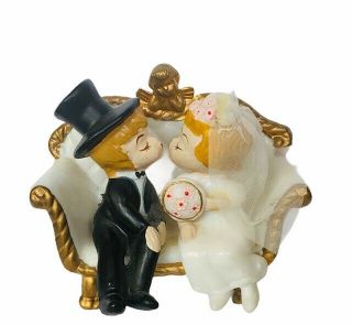 Wilton Figurine 1970 Wedding Cake Topper Bakelite Bride Groom Vtg Gift Kisses Il