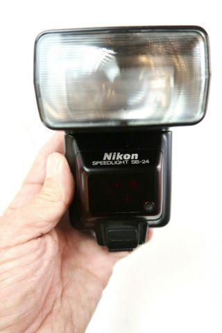 Nikon Speedlight Sb - 24 Shoe Mount Flash 4 Vintage Nikon Film Cameras Slr