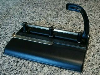 Vtg Master Products Mfg Co Model 3 - 25 Heavy Duty 3 Hole Punch Adjustable Usa F/s