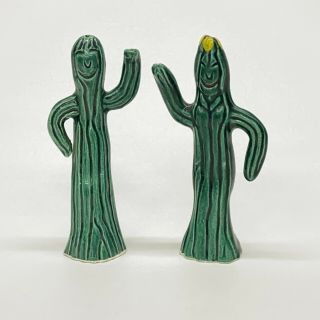 Vintage Anthropomorphic Waving Cactus Couple Salt Pepper Shakers Set Japan