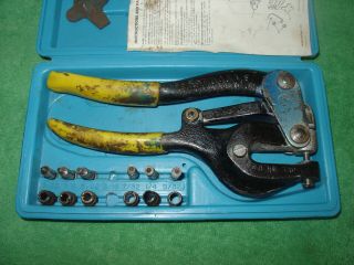 Vintage Roper Whitney No.  5 Jr Hand Punch Set In Case With Key And Info Sheet Usa