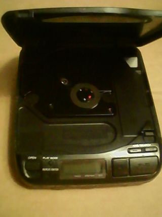 Vintage Sony Discman D - 33 Mega Bass Black Portable Disc Player Tested/Working 91 3