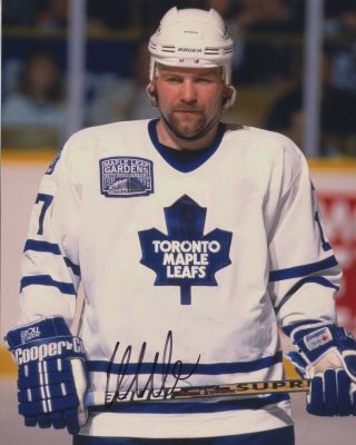 Wendel Clark Signed Toronto Maple Leafs 8x10 Photo 7