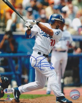Dave Roberts Signed/autographed Los Angeles Dodgers 8x10 Photo - Beckett