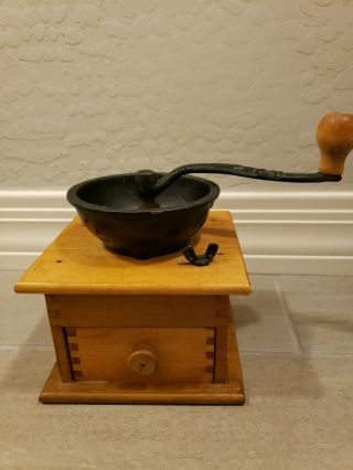 Vintage Ornate Cast Iron Coffee Grinder Wooden Base Hand Crank Great Shape