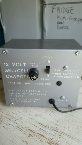 Vintage Johnson Controls 12 Volt Gel/cell Charger Made In Usa