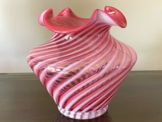 Vintage Pre - Logo Fenton Cranberry Opalescent Swirl Spiral Rib Optic 6 3/4 Vase