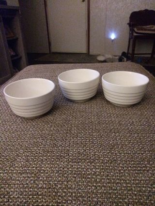 3scio Pottery White Ribbed Cereal Soup Bowl Vintage Usa Cream Ivory Ceramic Ohio