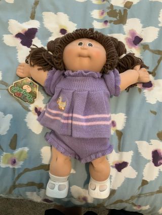 Coleco Cabbage Patch Kid Brown Hair Brown Eyes Blue Signature 85.