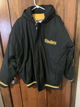 Vintage Pittsburg Steelers Starter Jacket Nfl Size Large Winter Coat Puffy