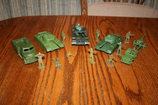 Vintage Payton Army Tanks,  Truck,  Jeep,  Gun,  And Soldiers - Marx,  Mpc