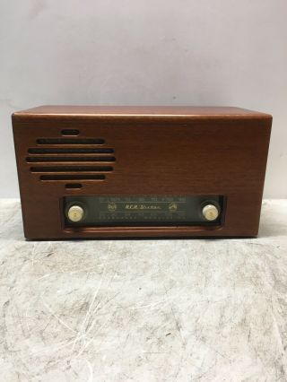 Vintage Collectable Rca Victor Xf - 2 Am - Fm Radio