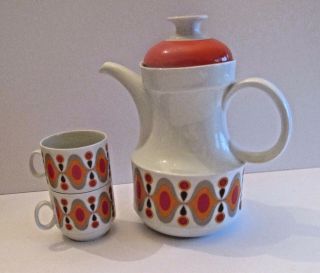 Bavaria Vintage Mcm Tall Tea Pot & 2 Cups Geometric Design Red Orange On Whit
